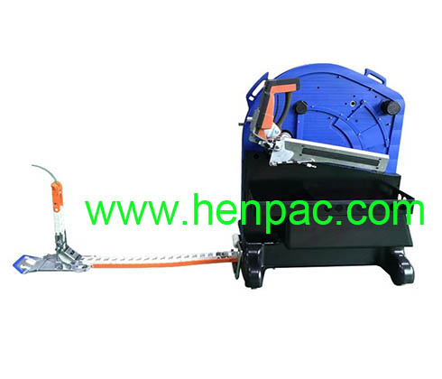 China Ergonomic pallet strapping system with electrically driven Chain Lance Ergonomic pallet strapping machine 